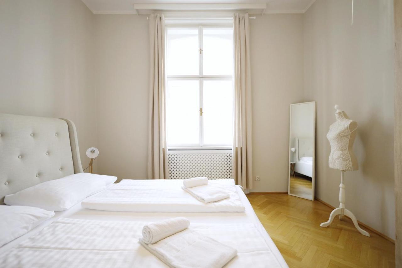 Heymi Apartments Karlsplatz Wien Exteriör bild
